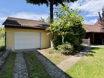 Prodej domu 228 m², Cvrčovice