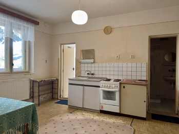 Prodej domu 228 m², Cvrčovice