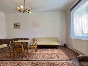 Prodej domu 228 m², Cvrčovice