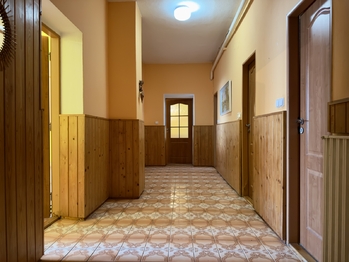 Prodej domu 228 m², Cvrčovice