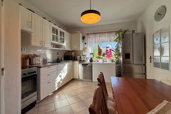 Prodej domu 165 m², Stříbrná Skalice