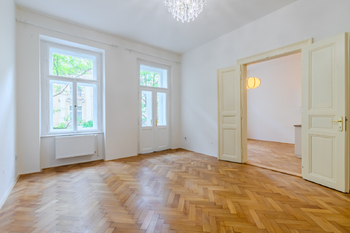Pronájem bytu 3+1 v osobním vlastnictví 106 m², Praha 2 - Vinohrady