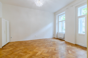 Pronájem bytu 3+1 v osobním vlastnictví 106 m², Praha 2 - Vinohrady