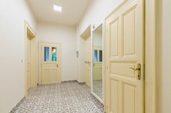 Pronájem bytu 3+1 v osobním vlastnictví 106 m², Praha 2 - Vinohrady