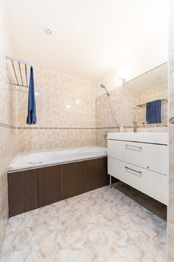 Prodej domu 230 m², Poříčí nad Sázavou