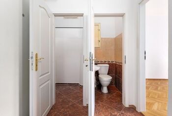 Sklad + WC - Prodej bytu 2+kk v osobním vlastnictví 48 m², Praha 4 - Nusle