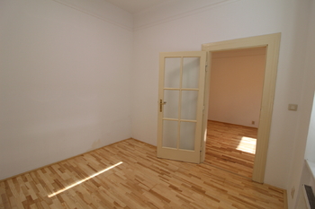 Pronájem bytu 2+kk v osobním vlastnictví 45 m², Praha 3 - Vinohrady