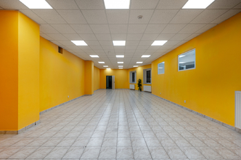 showroom 2 - Pronájem obchodních prostor, Čestlice