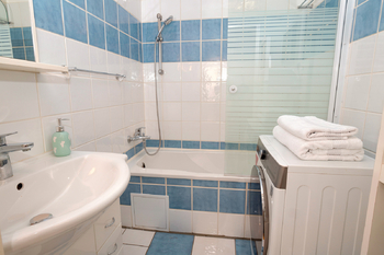 Prodej bytu 3+kk v osobním vlastnictví 62 m², Praha 9 - Kyje