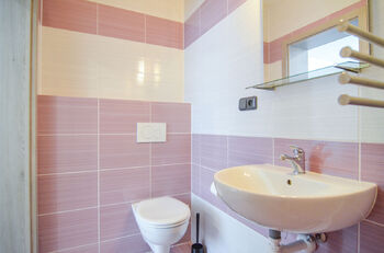 Prodej ubytovacího zařízení 300 m², Němčičky