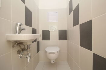 WC - Pronájem bytu 2+kk v osobním vlastnictví 58 m², Plzeň