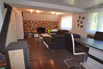 Prodej domu 182 m², Kunratice u Cvikova