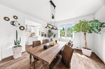 Prodej domu 205 m², Jesenice