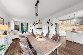 Prodej domu 205 m², Jesenice
