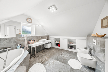 Prodej domu 205 m², Jesenice