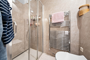 Prodej domu 205 m², Jesenice