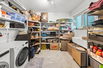Prodej domu 205 m², Jesenice