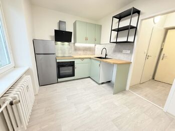 Pronájem bytu 1+1 v osobním vlastnictví 30 m², Vsetín