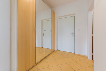 Pronájem bytu 3+kk v osobním vlastnictví 65 m², Holubice