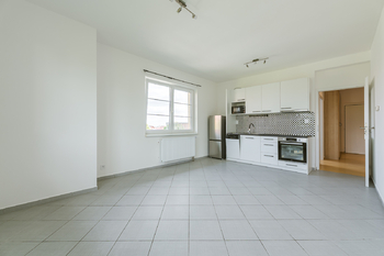 Pronájem bytu 3+kk v osobním vlastnictví 65 m², Holubice