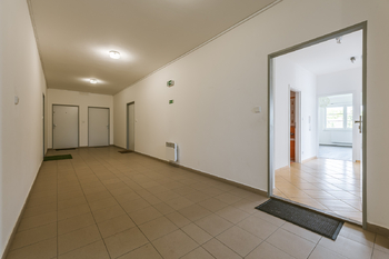 Pronájem bytu 3+kk v osobním vlastnictví 65 m², Holubice