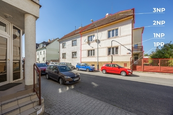 Budova - Prodej nájemního domu 221 m², Praha 6 - Řepy