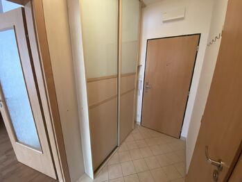 Pronájem bytu 2+kk v osobním vlastnictví 57 m², Praha 5 - Hlubočepy