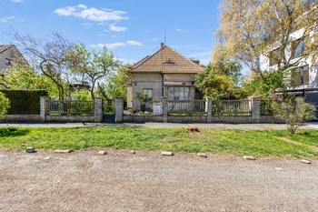 Prodej domu 106 m², Praha 6 - Suchdol