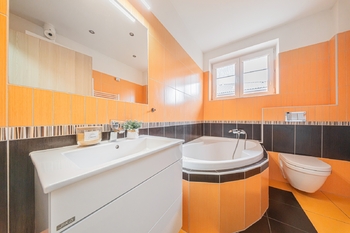Prodej domu 81 m², Bašť