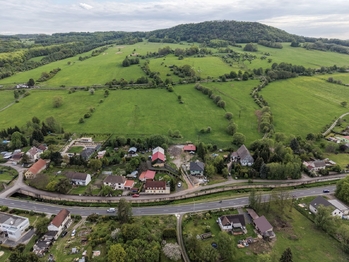 Prodej pozemku 1559 m², Libouchec