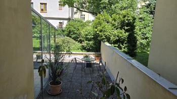 Výhled z okna kanceláře č. 3 - Pronájem kancelářských prostor 58 m², Brno