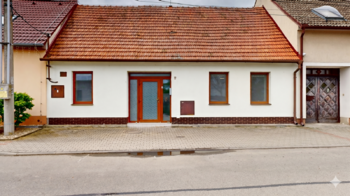 Prodej bytu 3+1 v osobním vlastnictví 220 m², Odrovice