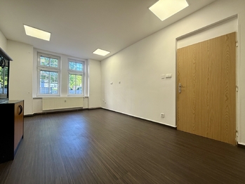 Pronájem kancelářských prostor 73 m², Plzeň