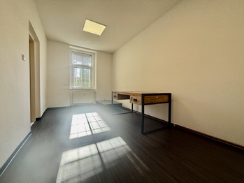 Pronájem kancelářských prostor 73 m², Plzeň
