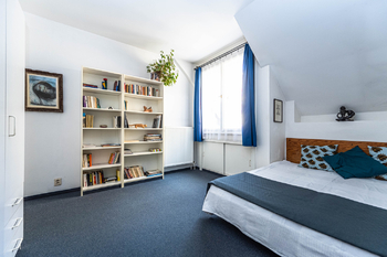 Prodej bytu 5+1 v osobním vlastnictví 143 m², Praha 1 - Staré Město