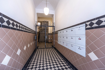 Prodej bytu 5+1 v osobním vlastnictví 143 m², Praha 1 - Staré Město