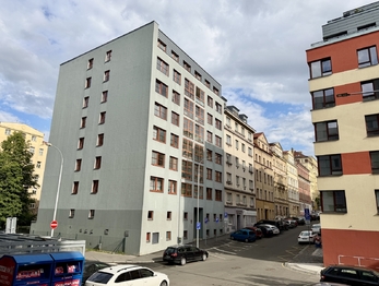 Prodej bytu 3+kk v osobním vlastnictví 65 m², Praha 3 - Žižkov