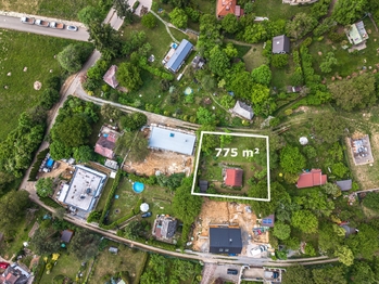 Prodej pozemku 775 m², Praha 5 - Zbraslav