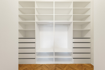 Prodej bytu 3+kk v osobním vlastnictví 116 m², Praha 8 - Karlín