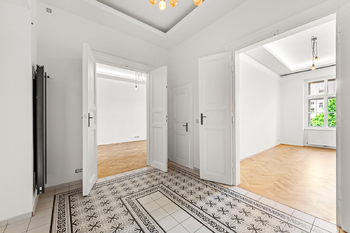 Prodej bytu 3+kk v osobním vlastnictví 116 m², Praha 8 - Karlín