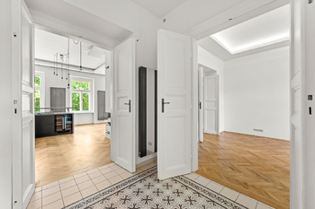 Prodej bytu 3+kk v osobním vlastnictví 116 m², Praha 8 - Karlín