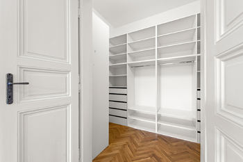 Prodej bytu 3+kk v osobním vlastnictví 116 m², Praha 8 - Karlín