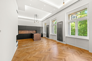Prodej bytu 3+kk v osobním vlastnictví 116 m², Praha 8 - Karlín