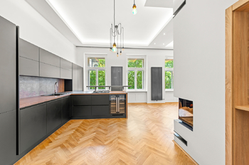Prodej bytu 3+kk v osobním vlastnictví 116 m², Praha 8 - Karlín