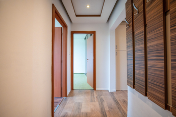 Prodej bytu 3+kk v osobním vlastnictví 67 m², Praha 4 - Háje