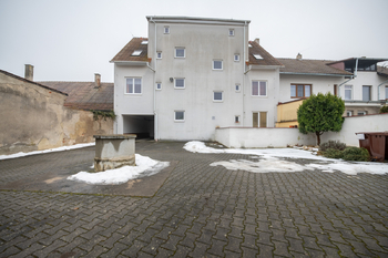 Pronájem bytu 1+kk v osobním vlastnictví 20 m², Městec Králové