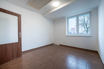 Pronájem bytu 1+kk v osobním vlastnictví 20 m², Městec Králové