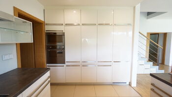 Pronájem domu 249 m², Praha 5 - Košíře