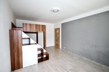 Prodej bytu 2+1 v osobním vlastnictví 63 m², Poniklá