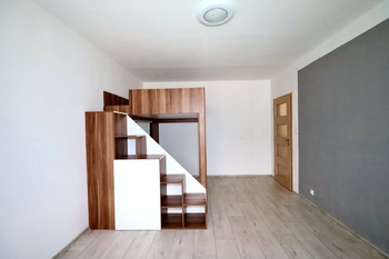 Prodej bytu 2+1 v osobním vlastnictví 63 m², Poniklá